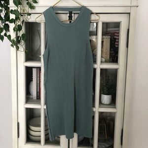 ‼️SOLD‼️ NWT Sleeveless Sweater Dress